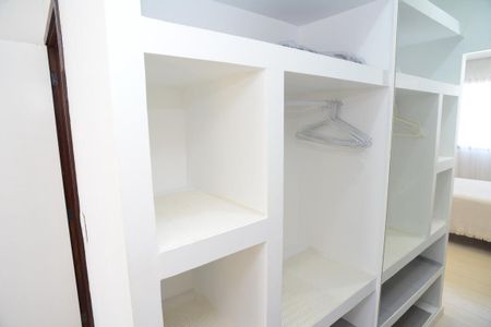 Apartamento para alugar com 139m², 3 quartos e 2 vagasCloset