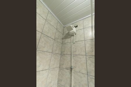 Banheiro Social de casa para alugar com 1 quarto, 18m² em Bacacheri, Curitiba