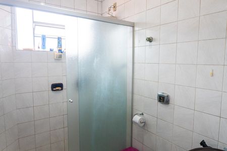 Casa para alugar com 100m², 2 quartos e 2 vagasBanheiro