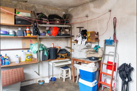 Casa para alugar com 100m², 2 quartos e 2 vagasLavanderia