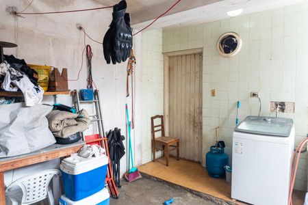 Casa para alugar com 100m², 2 quartos e 2 vagasLavanderia