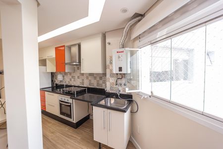 Apartamento para alugar com 50m², 2 quartos e 1 vaga Apartamento para alugar com 50m², 2 quartos e 1 vagaCozinha e Área de Serviço