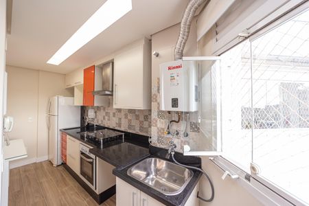 Apartamento para alugar com 50m², 2 quartos e 1 vaga Apartamento para alugar com 50m², 2 quartos e 1 vagaCozinha e Área de Serviço