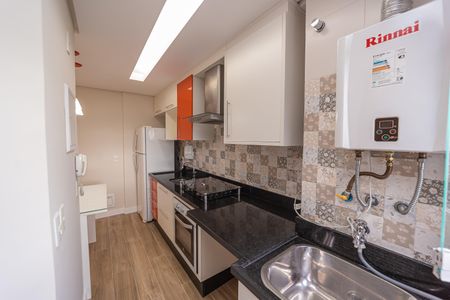 Apartamento para alugar com 50m², 2 quartos e 1 vaga Apartamento para alugar com 50m², 2 quartos e 1 vagaCozinha e Área de Serviço