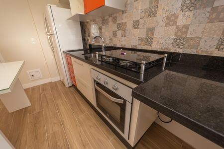 Apartamento para alugar com 50m², 2 quartos e 1 vaga Apartamento para alugar com 50m², 2 quartos e 1 vagaCozinha e Área de Serviço