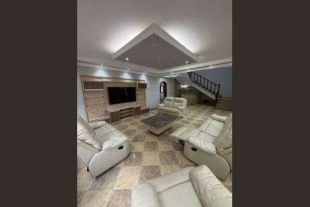 Casa à venda com 4 quartos, 500m² em City América, São Paulo