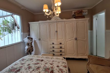 Casa à venda com 234m², 3 quartos e 2 vagas Casa à venda com 234m², 3 quartos e 2 vagasSuíte 1