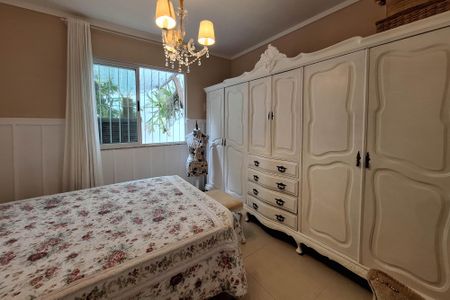 Casa à venda com 234m², 3 quartos e 2 vagas Casa à venda com 234m², 3 quartos e 2 vagasSuíte 1