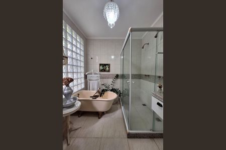 Casa à venda com 234m², 3 quartos e 2 vagas Casa à venda com 234m², 3 quartos e 2 vagasBanheiro da Suíte 2