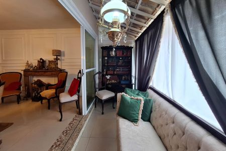 Casa à venda com 234m², 3 quartos e 2 vagas Casa à venda com 234m², 3 quartos e 2 vagasVaranda da Sala 3