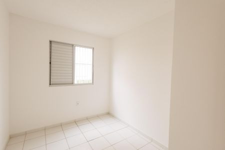 Quarto 2 de apartamento para alugar com 2 quartos, 49m² em Piracangaguá, Taubaté