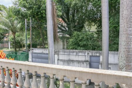 Casa à venda com 470m², 5 quartos e 4 vagas Casa à venda com 470m², 5 quartos e 4 vagasVista da Suíte 4