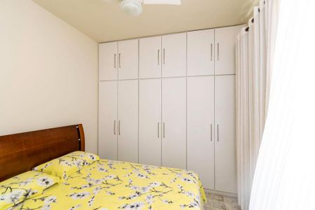 Apartamento à venda com 86m², 3 quartos e 1 vaga Apartamento à venda com 86m², 3 quartos e 1 vagaQuarto 2 - Armários