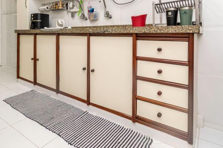 Apartamento à venda com 86m², 3 quartos e 1 vaga Apartamento à venda com 86m², 3 quartos e 1 vagaCozinha - Armários