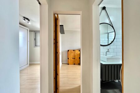 Apartamento para alugar com 50m², 2 quartos e 1 vaga Apartamento para alugar com 50m², 2 quartos e 1 vagaCorredor