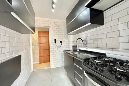 Apartamento para alugar com 50m², 2 quartos e 1 vaga Apartamento para alugar com 50m², 2 quartos e 1 vagaCozinha