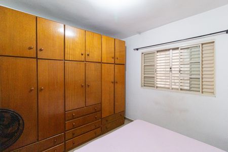 Casa para alugar com 150m², 2 quartos e sem vagaQuarto 2