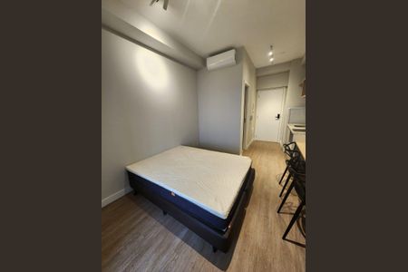 Quarto de kitnet/studio para alugar com 1 quarto, 23m² em República, São Paulo