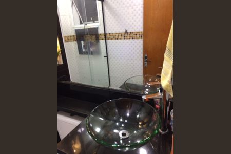 Foto 08 de apartamento à venda com 2 quartos, 42m² em Canhema, Diadema