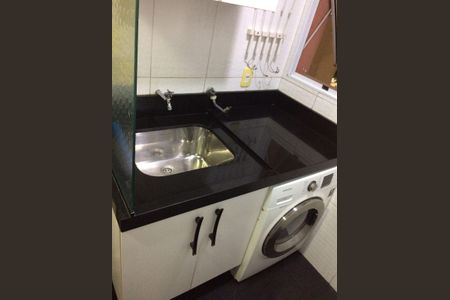 Foto 05 de apartamento à venda com 2 quartos, 42m² em Canhema, Diadema