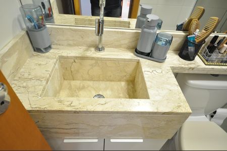 Apartamento à venda com 51m², 2 quartos e sem vagaBanheiro