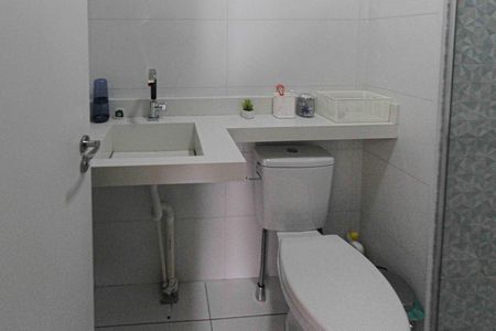 Apartamento para alugar com 44m², 2 quartos e sem vaga Apartamento para alugar com 44m², 2 quartos e sem vagaBanheiro