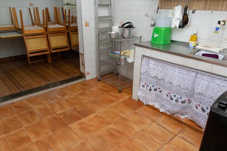 Casa para alugar com 90m², 2 quartos e 2 vagas Casa para alugar com 90m², 2 quartos e 2 vagasCozinha