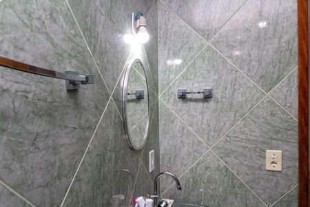 Casa para alugar com 90m², 2 quartos e 2 vagas Casa para alugar com 90m², 2 quartos e 2 vagasBanheiro 2