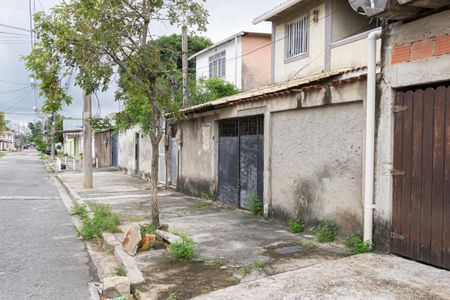 Casa para alugar com 90m², 2 quartos e 2 vagas Casa para alugar com 90m², 2 quartos e 2 vagasFachada