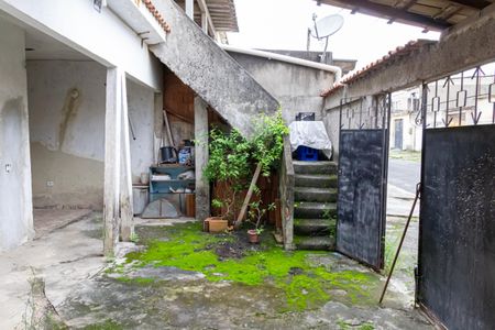 Casa para alugar com 90m², 2 quartos e 2 vagas Casa para alugar com 90m², 2 quartos e 2 vagasVaranda