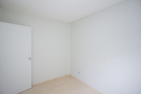 Quarto 2 de apartamento para alugar com 2 quartos, 47m² em Parque Maracana, Contagem