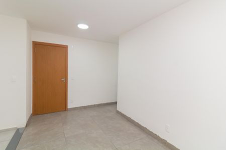 Sala de apartamento para alugar com 2 quartos, 44m² em Colônia (zona Leste), São Paulo