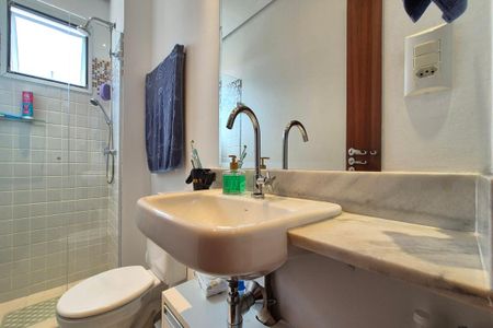 Apartamento para alugar com 63m², 2 quartos e 1 vagaBanheiro