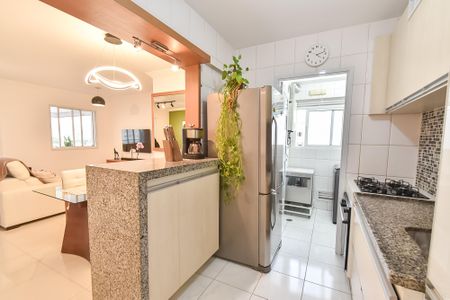 Apartamento à venda com 81m², 2 quartos e 2 vagas Apartamento à venda com 81m², 2 quartos e 2 vagasCozinha