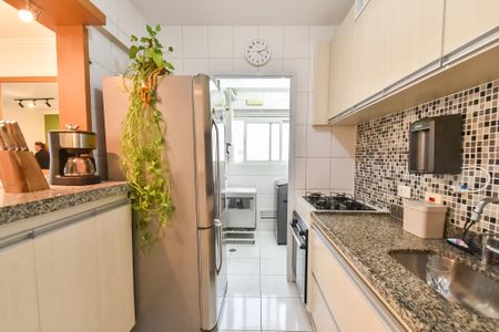 Apartamento à venda com 81m², 2 quartos e 2 vagas Apartamento à venda com 81m², 2 quartos e 2 vagasCozinha