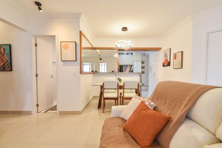 Apartamento à venda com 81m², 2 quartos e 2 vagas Apartamento à venda com 81m², 2 quartos e 2 vagasSala