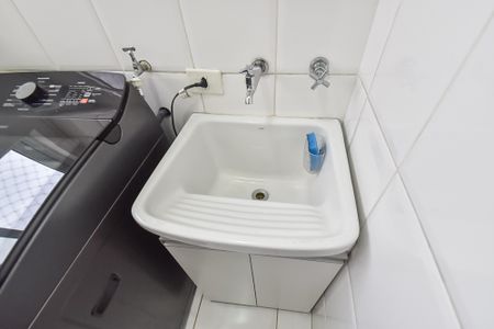 Apartamento à venda com 81m², 2 quartos e 2 vagas Apartamento à venda com 81m², 2 quartos e 2 vagasÁrea de serviço