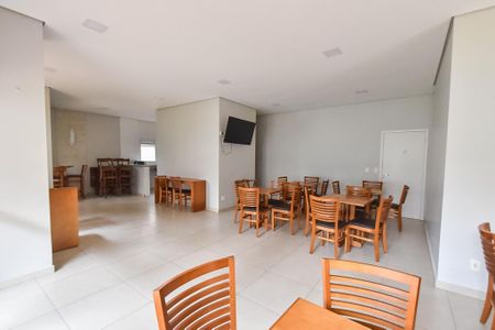 Apartamento à venda com 81m², 2 quartos e 2 vagas Apartamento à venda com 81m², 2 quartos e 2 vagasSalão de Festas