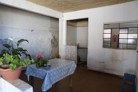 Casa à venda com 360m², 2 quartos e 2 vagasÁrea de Serviço
