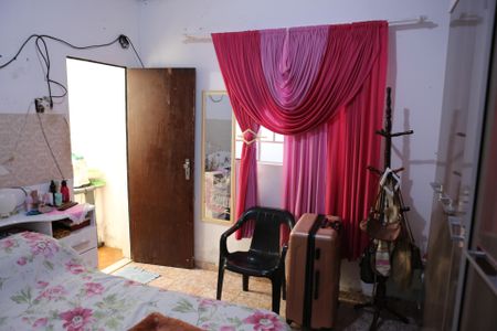 Quarto 1 de casa à venda com 2 quartos, 360m² em Água Branca, Contagem