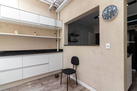 Casa de condomínio à venda com 77m², 2 quartos e 2 vagasÁrea de Serviço e Lazer