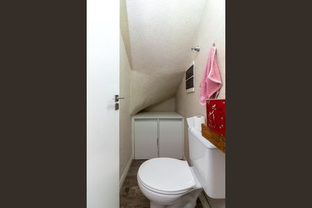 Casa de condomínio à venda com 77m², 2 quartos e 2 vagasLavabo