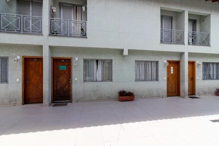 Sala - Vista de casa de condomínio à venda com 2 quartos, 77m² em Sítio do Mandaqui, São Paulo