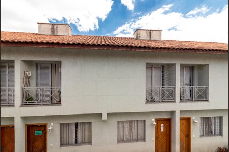 Casa de condomínio à venda com 77m², 2 quartos e 2 vagasVaranda do Quarto 1 - Vista