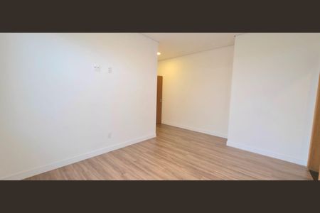 Casa à venda com 149m², 4 quartos e 2 vagas