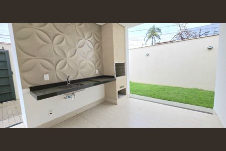 Casa à venda com 149m², 4 quartos e 2 vagas