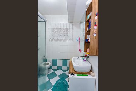 Casa à venda com 105m², 4 quartos e 2 vagasBanheiro 1