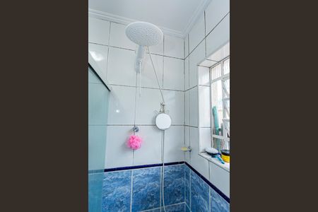 Casa à venda com 105m², 4 quartos e 2 vagasBanheiro 2