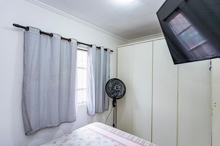 Casa à venda com 105m², 4 quartos e 2 vagasQuarto 3