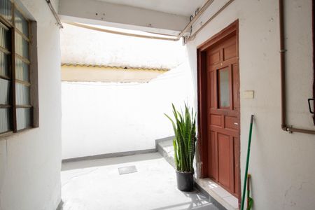 Casa para alugar com 45m², 1 quarto e sem vagaQuintal